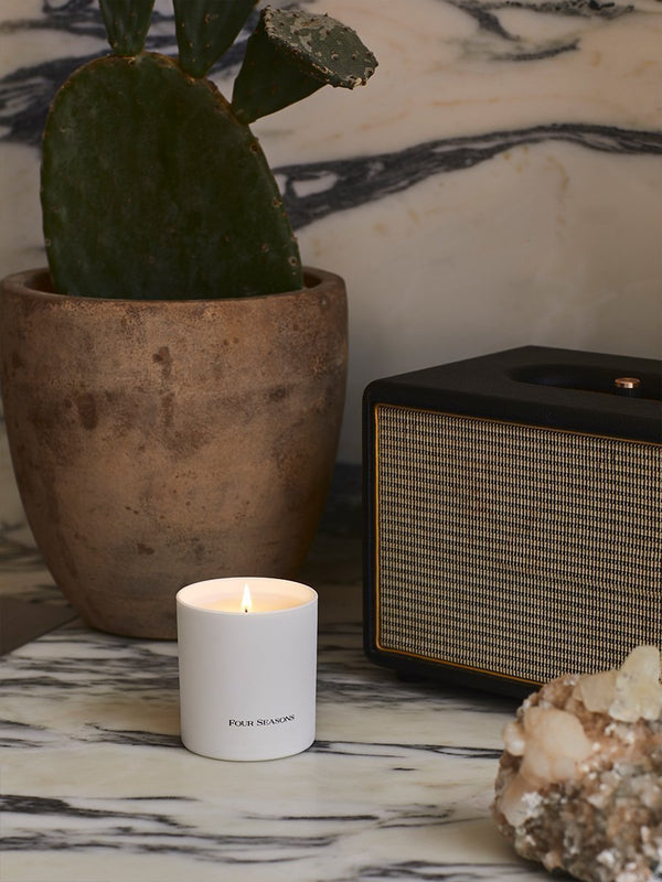Signature Votive - Urban Sanctuary